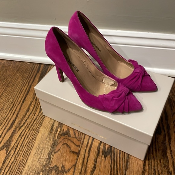 Audrey Brooke suede heels - Picture 2 of 5